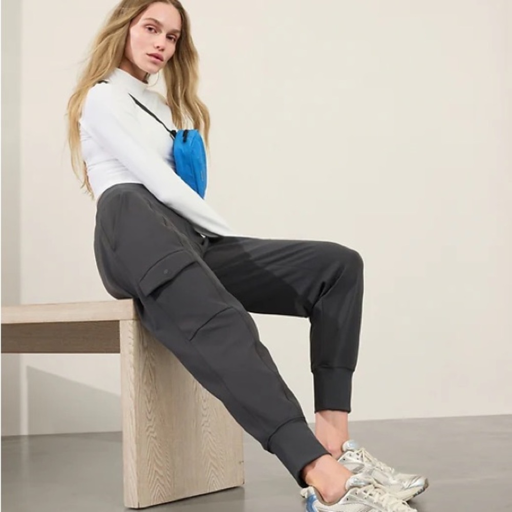 Athleta Venice High Rise Cargo Jogger